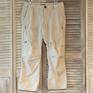 Arc’teryx women’s hiking walking pants relaxed fit cotton nylon blend cream sz 8